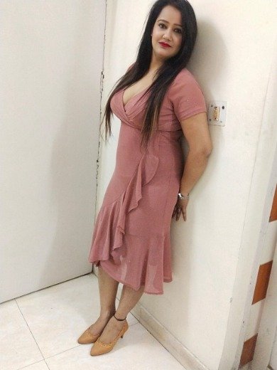 Komal — college girl escort in Sakinaka, Zirakpur