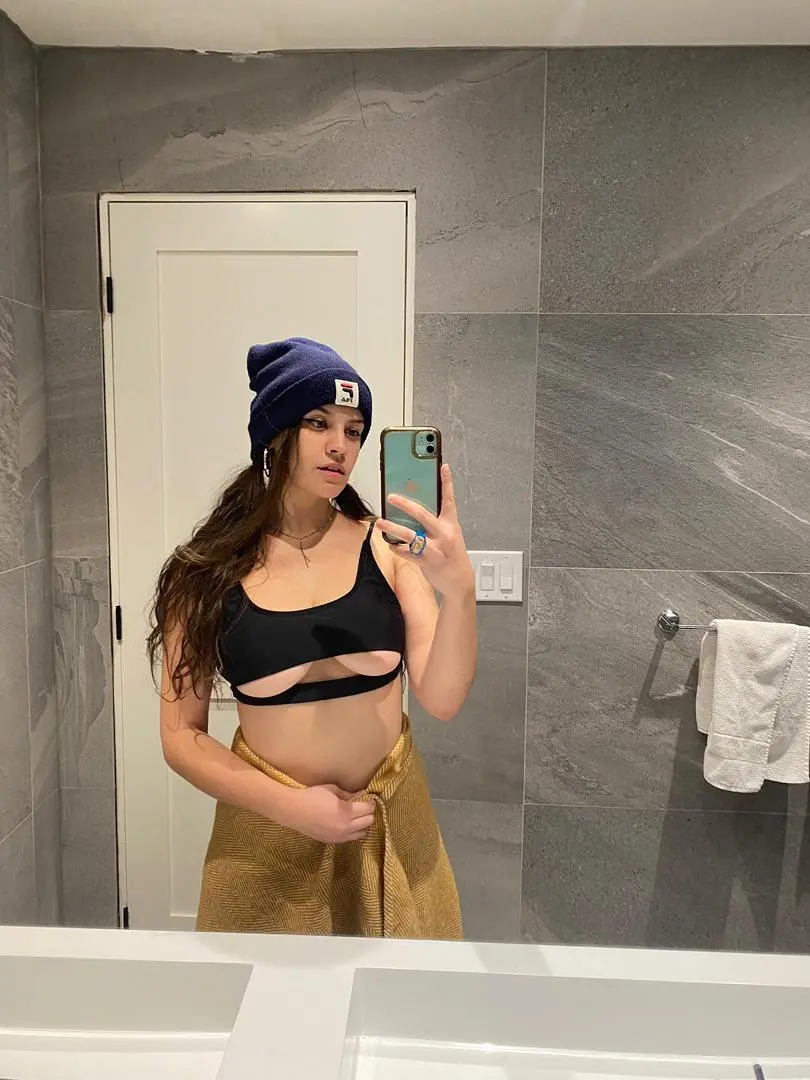 Kanika — independent escort in Dadar, Zirakpur